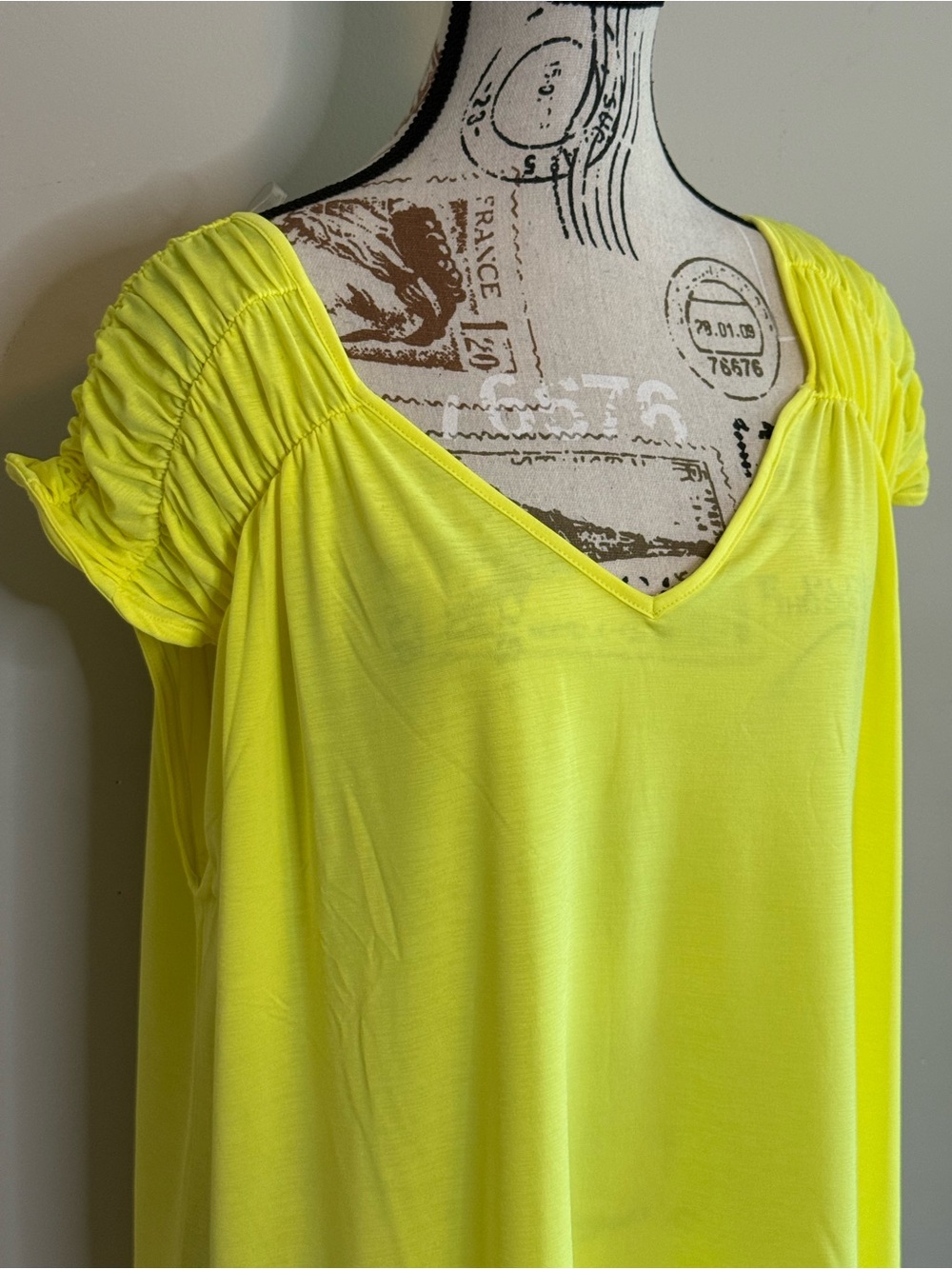 NWT -Dear Scarlett V-Neck Ruched Sleeve Blouse in Neon Yellow-Sizes XL, 2XL, 3XL - Picture 3 of 9
